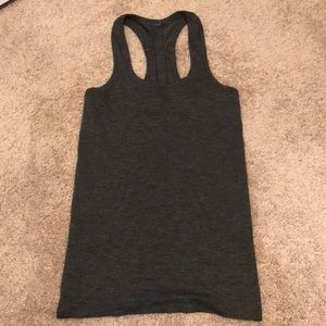 Gray lululemon tank size 2